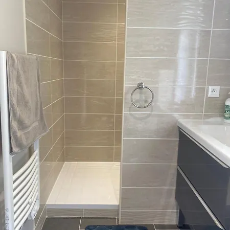 Au Calme Avec Piscine En Saison Rouge-Perriers